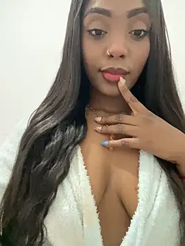 zaracollins01 online show from 12-04-25, 04:44