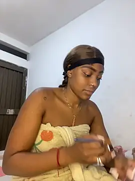 zaracollins01 online show from 07-03-26, 11:33