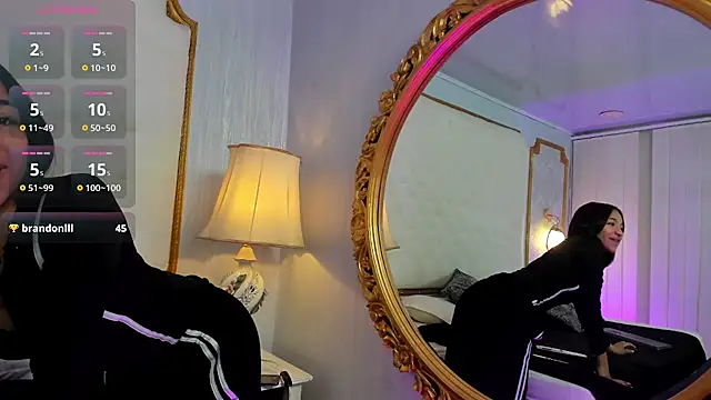 Manelyk evanss  online show from 10-24-25, 11:17