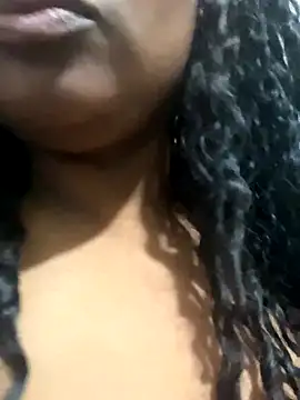 Snapshot of LunaSthena chatting on 10-08-25, 02:53 LunaSthena online show from 10-08-25, 02:53
