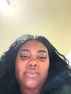 Snapshot of LunaSthena chatting on 10-16-25, 12:55 LunaSthena online show from 10-16-25, 12:55