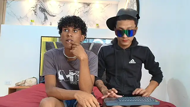 YOUNGS GUYS online show from 09-24-25, 07:28