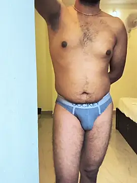 Snapshot of hunk7714 chatting on 11-21-25, 11:09 hunk7714 online show from 11-21-25, 11:09