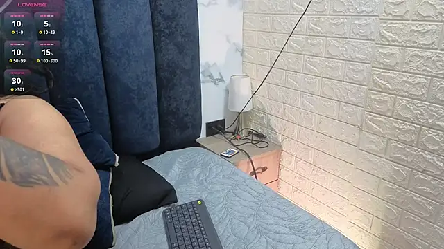 yunkeyc online show from 06-15-26, 05:37