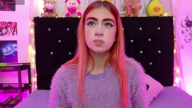 lizz bela1 online show from 11-30-25, 09:52