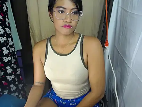 Dulce2415 online show from 07-06-26, 02:52