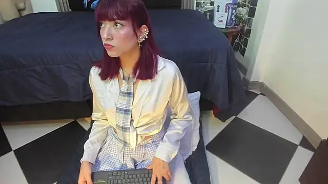 sophia arevalo online show from 04-11-26, 02:27