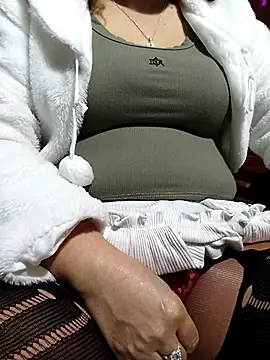 Snapshot of Tasu774 chatting on 01-09-26, 07:33 Tasu774 online show from 01-09-26, 07:33