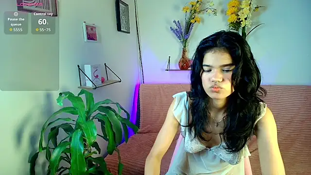 emycarver09 online show from 10-14-25, 12:06