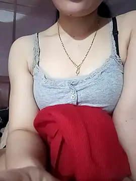 LucyyLy online show from 02-01-26, 03:16