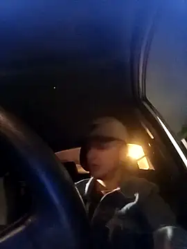 Snapshot of DebutingPathway chatting on 11-12-25, 10:15 DebutingPathway online show from 11-12-25, 10:15