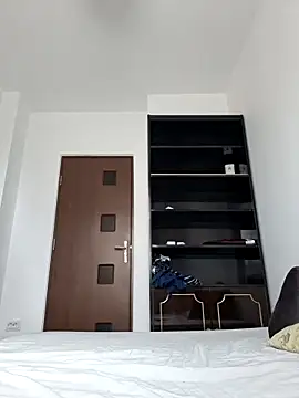 jessyca  online show from 10-04-25, 07:28