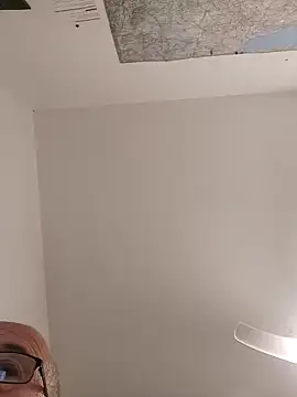 Snapshot of hpp66 chatting on 02-05-26, 05:56 hpp66 online show from 02-05-26, 05:56