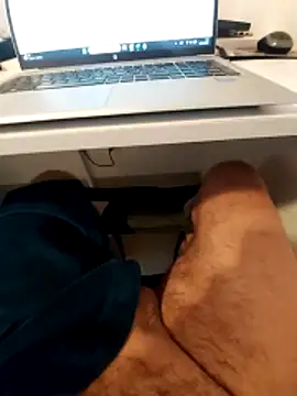 Snapshot of hpp66 chatting on 02-18-26, 06:53 hpp66 online show from 02-18-26, 06:53