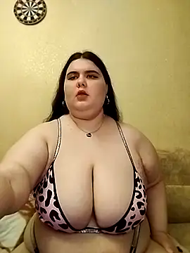 Vllada Brattz online show from 05-15-26, 08:49