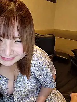 Snapshot of --MIYUKI chatting on 10-19-25, 03:12 --MIYUKI online show from 10-19-25, 03:12
