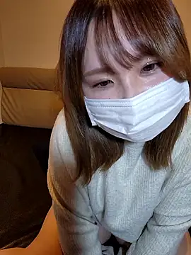 Snapshot of --MIYUKI chatting on 11-29-25, 05:21 --MIYUKI online show from 11-29-25, 05:21