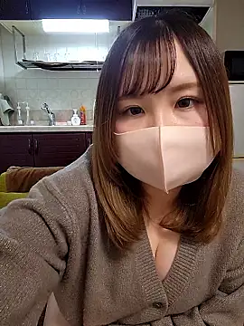 Snapshot of --MIYUKI chatting on 02-21-26, 11:22 --MIYUKI online show from 02-21-26, 11:22