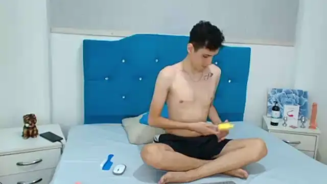 Snapshot of LuigiMarchetti chatting on 01-05-26, 08:23 LuigiMarchetti online show from 01-05-26, 08:23