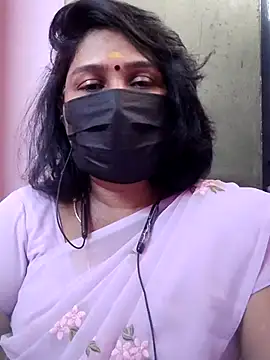 Snapshot of Tamil_Azhaghi25 chatting on 06-20-26, 07:00 Tamil Azhaghi25 online show from 06-20-26, 07:00
