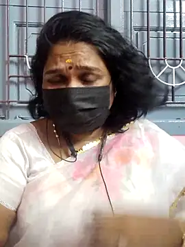 Snapshot of Tamil_Azhaghi25 chatting on 06-21-26, 01:03 Tamil Azhaghi25 online show from 06-21-26, 01:03