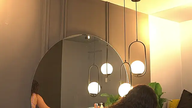 Tayler Kim online show from 09-09-25, 12:26