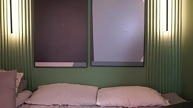 Tayler Kim online show from 10-01-25, 06:36