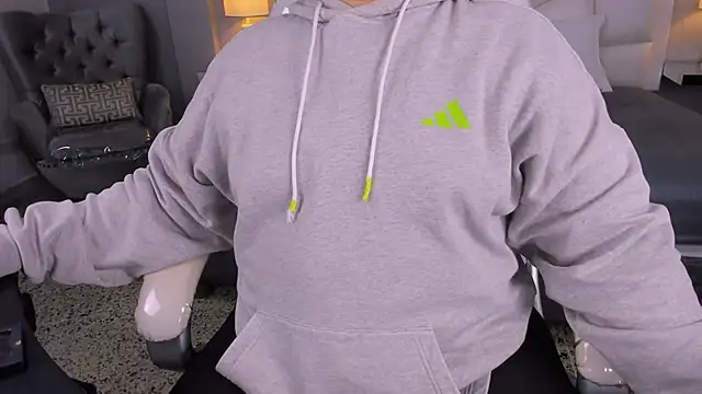 Miss Francheska online show from 02-05-26, 11:59