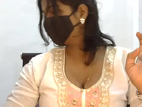 Hott Noor online show from 11-09-25, 10:19