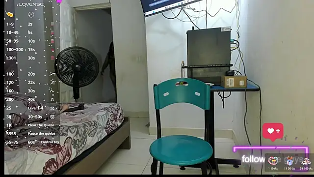 Snapshot of lunna_noir chatting on 03-23-26, 10:08 lunna noir online show from 03-23-26, 10:08
