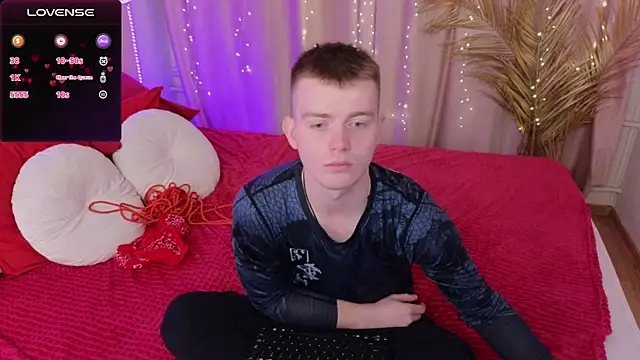 Snapshot of happy_de1mos chatting on 09-18-25, 07:49 happy de1mos online show from 09-18-25, 07:49