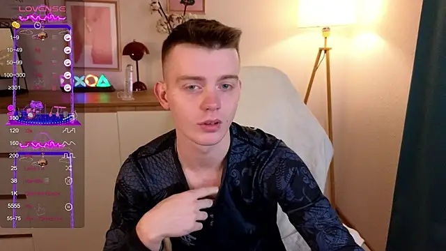 Snapshot of happy_de1mos chatting on 10-02-25, 07:43 happy de1mos online show from 10-02-25, 07:43