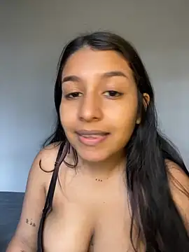 Snapshot of _Chloe_Smith chatting on 10-07-25, 07:00 Chloe Smith online show from 10-07-25, 07:00