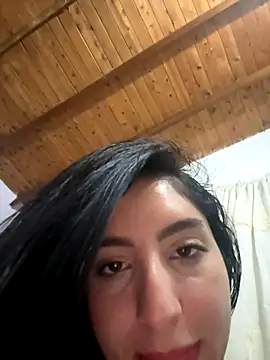 Snapshot of Alicia_vellami chatting on 09-15-25, 04:12 Alicia vellami online show from 09-15-25, 04:12