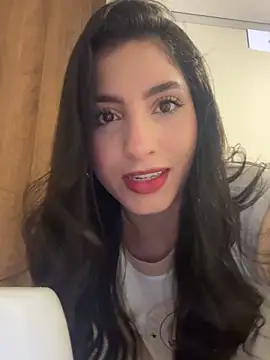 Snapshot of Alicia_vellami chatting on 10-09-25, 03:10 Alicia vellami online show from 10-09-25, 03:10
