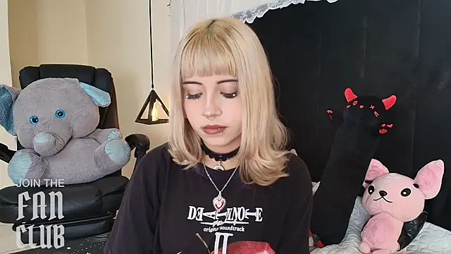IvyBelle  online show from 04-28-26, 11:26