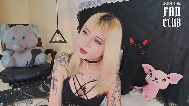 IvyBelle  online show from 06-25-26, 11:26