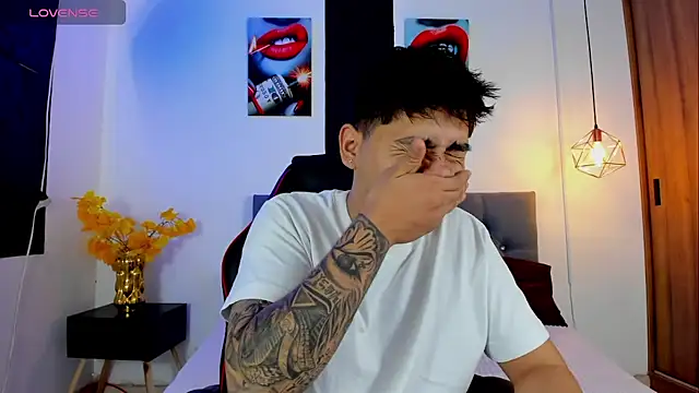 Nicolas James Sc online show from 09-29-25, 02:22