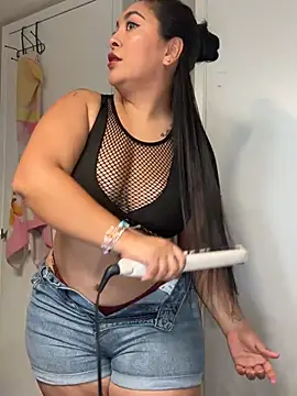 latina curvy22 online show from 05-10-26, 07:41
