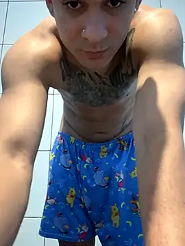 Snapshot of condenovin chatting on 09-27-25, 12:48 condenovin online show from 09-27-25, 12:48