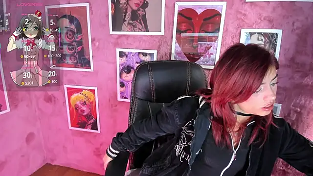 Snapshot of Mystic_blue chatting on 11-25-25, 01:00 Mystic blue online show from 11-25-25, 01:00