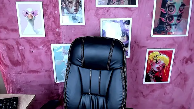 Snapshot of Mystic_blue chatting on 02-02-26, 12:37 Mystic blue online show from 02-02-26, 12:37