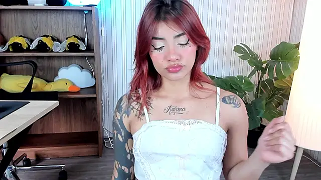 Snapshot of Mystic_blue chatting on 02-04-26, 12:55 Mystic blue online show from 02-04-26, 12:55