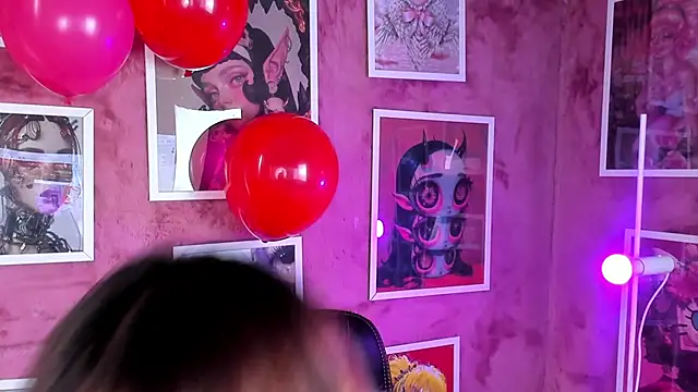 Snapshot of Mystic_blue chatting on 02-14-26, 12:46 Mystic blue online show from 02-14-26, 12:46