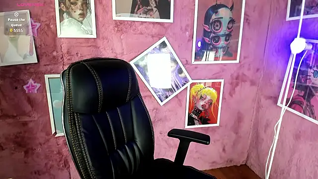 Snapshot of Mystic_blue chatting on 02-26-26, 12:48 Mystic blue online show from 02-26-26, 12:48