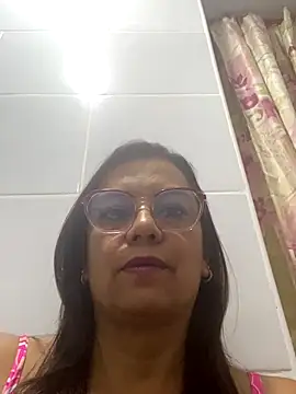 Snapshot of YadiraOrozco chatting on 09-10-25, 08:42 YadiraOrozco online show from 09-10-25, 08:42