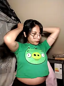 Snapshot of Regina_Shine chatting on 09-16-25, 04:57 Regina Shine online show from 09-16-25, 04:57