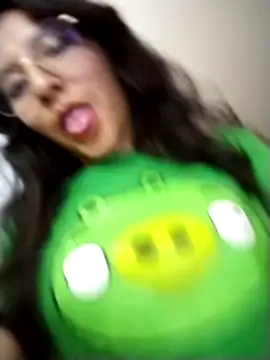 Snapshot of Regina_Shine chatting on 03-25-26, 03:23 Regina Shine online show from 03-25-26, 03:23