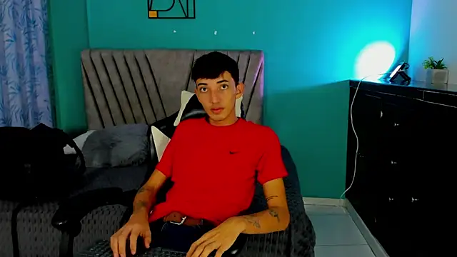 Maikol Ortiz online show from 02-27-26, 01:22