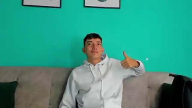 Maikol Ortiz online show from 04-17-26, 12:08